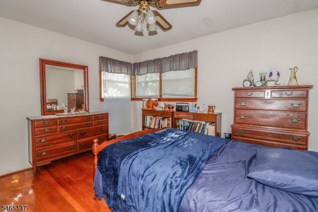 9 Castleton Ave, Franklin Twp., NJ 08873