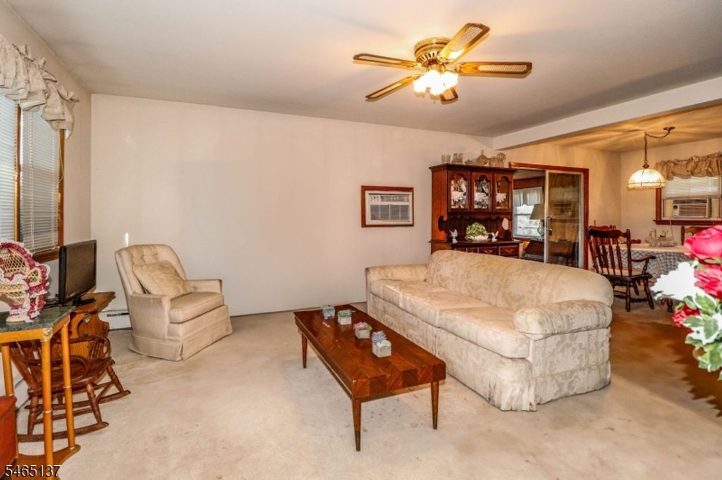 9 Castleton Ave, Franklin Twp., NJ 08873 — photo 3
