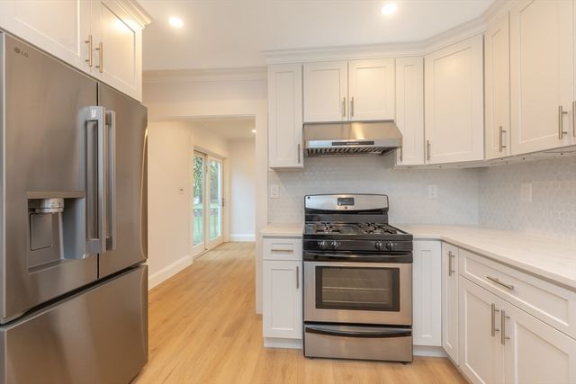 10 Parker Ave, Newton, MA 02459