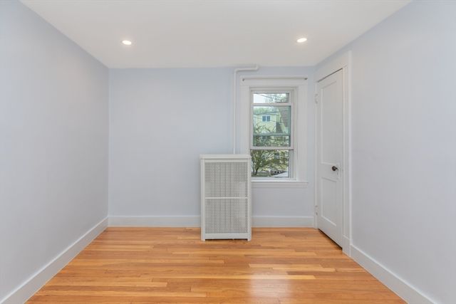 10 Parker Ave, Newton, MA 02459