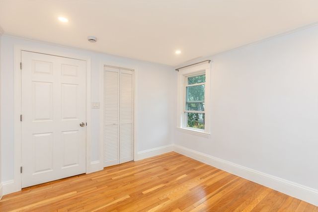 10 Parker Ave, Newton, MA 02459