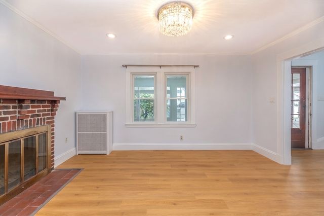 10 Parker Ave, Newton, MA 02459