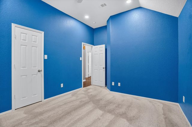 817 Peach Lane, Burleson, TX 76028