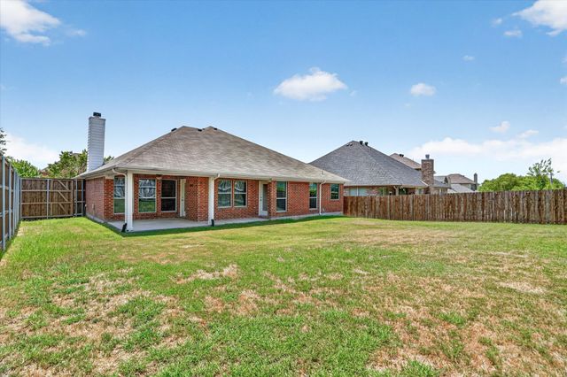 817 Peach Lane, Burleson, TX 76028