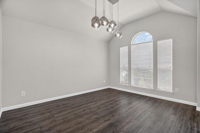 817 Peach Lane, Burleson, TX 76028