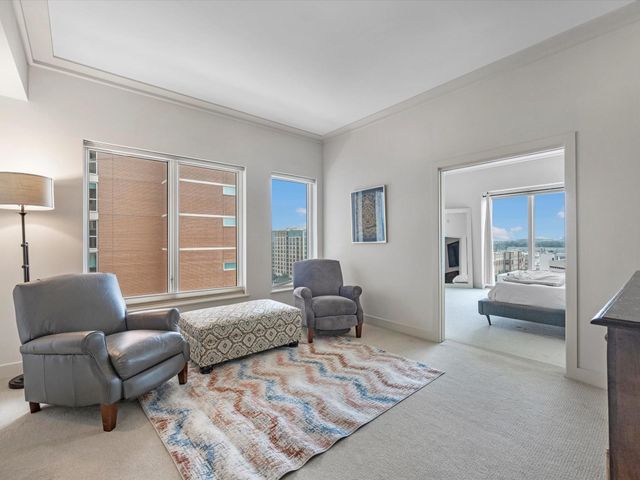 2520 Robinhood Street 1012, Houston, TX 77005