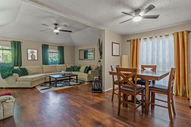 2909 Post Oak Drive, Euless, TX 76039