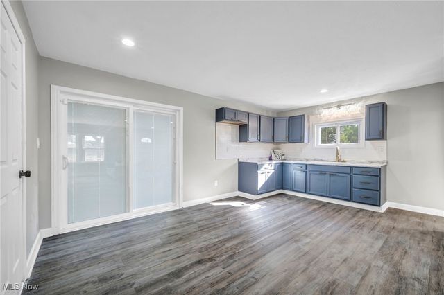 15095 Granger Road, Maple Heights, OH 44137