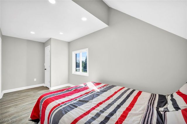 15095 Granger Road, Maple Heights, OH 44137