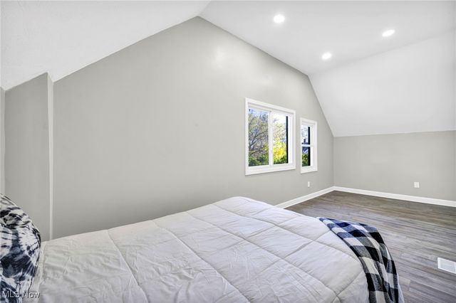 15095 Granger Road, Maple Heights, OH 44137