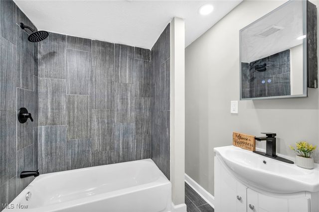 15095 Granger Road, Maple Heights, OH 44137