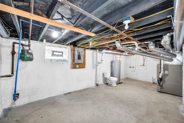 15095 Granger Road, Maple Heights, OH 44137