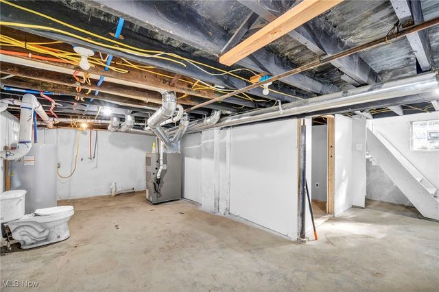 15095 Granger Road, Maple Heights, OH 44137