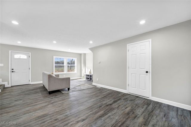 15095 Granger Road, Maple Heights, OH 44137