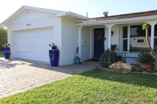 14241 SW 83rd St, Miami, FL 33183