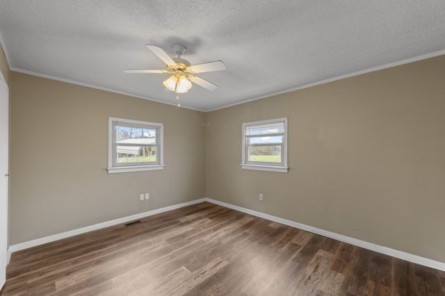 4390 S Bunker Hill Rd, Cookeville, TN 38506