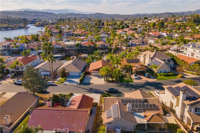 30205 Channel Way, Canyon Lake, CA 92587