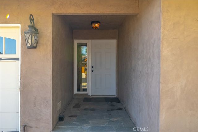 30205 Channel Way, Canyon Lake, CA 92587