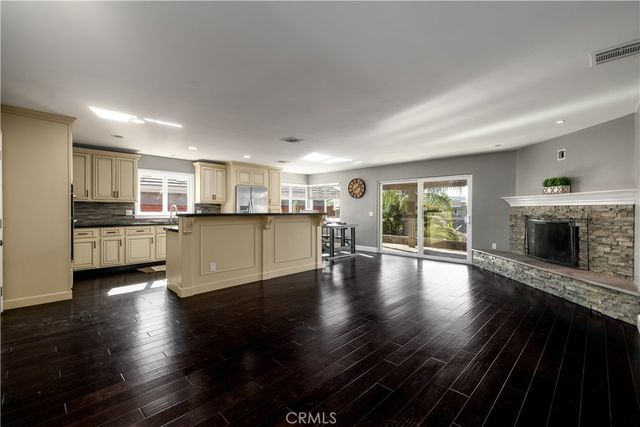 30205 Channel Way, Canyon Lake, CA 92587
