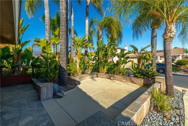 30205 Channel Way, Canyon Lake, CA 92587