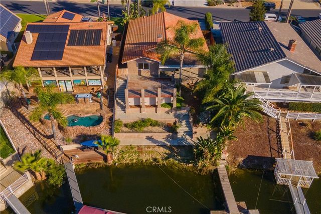 30205 Channel Way, Canyon Lake, CA 92587