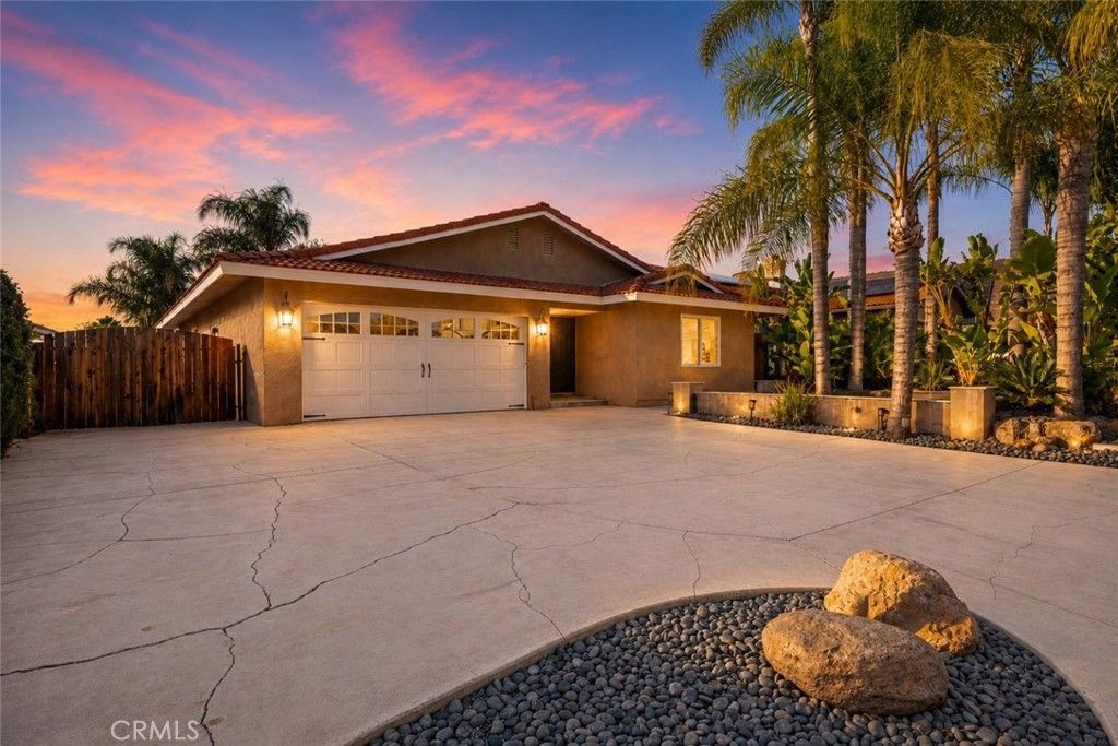30205 Channel Way, Canyon Lake, CA 92587