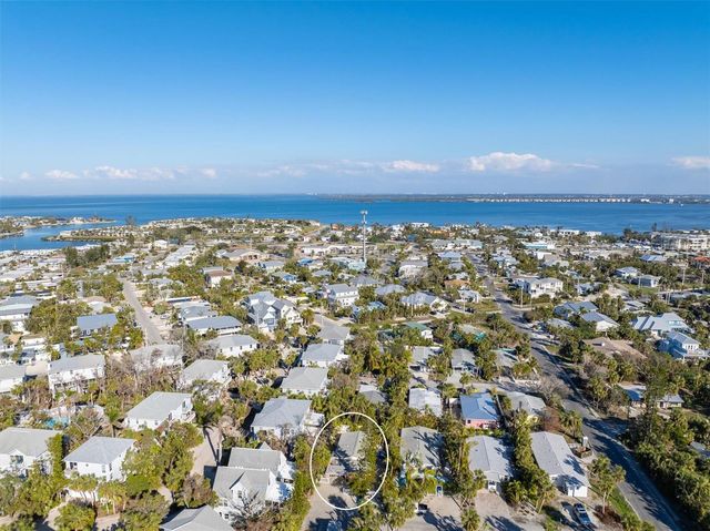 5807 DE PALMAS AVENUE, Holmes Beach, FL 34217