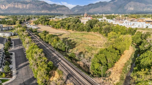 871 W 2100 S, West Haven, UT 84401