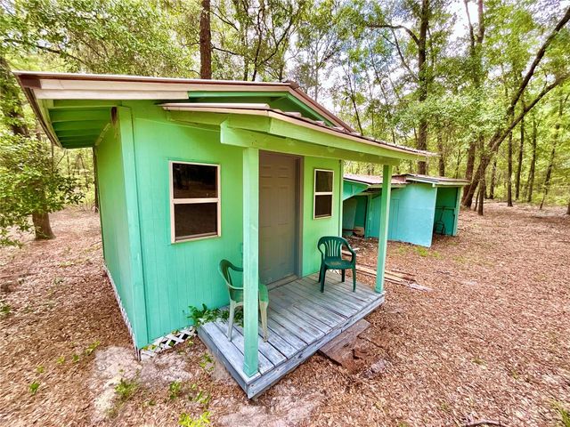 8232 SWAN LAKE ROAD, Melrose, FL 32666