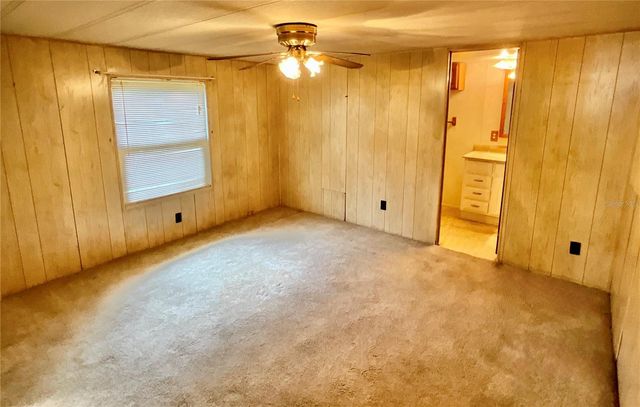 8232 SWAN LAKE ROAD, Melrose, FL 32666