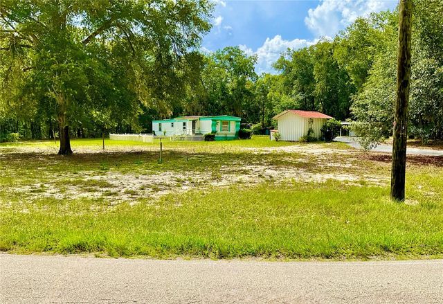 8232 SWAN LAKE ROAD, Melrose, FL 32666