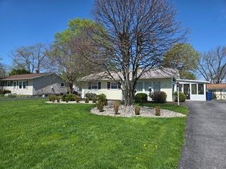 16 Christy Parkway, Mendon, NY 14472