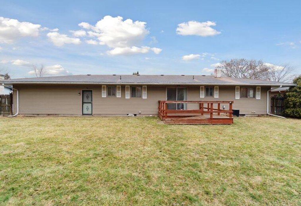 3172 Mysylvia Drive, Saginaw, MI 48601