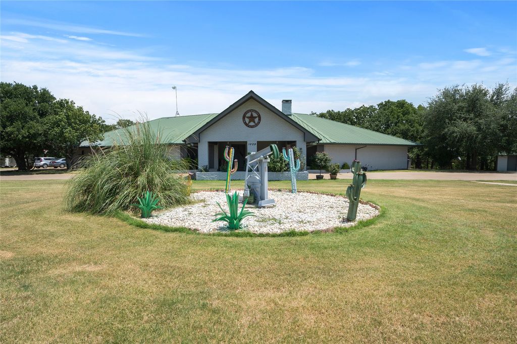 1629 Blair Drive, Cleburne, TX 76031 — exterior
