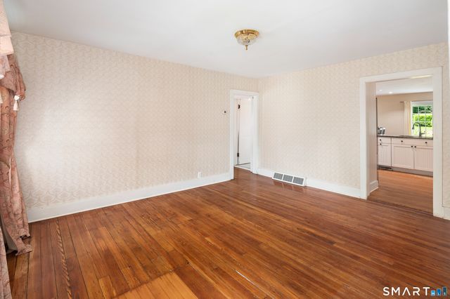 62 Bellmere Avenue, Stamford, CT 06906