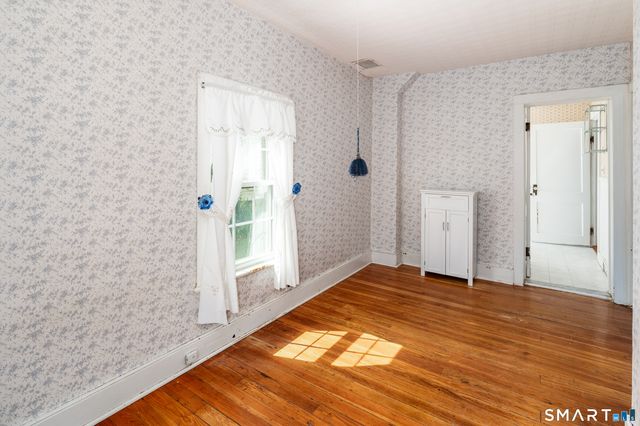 62 Bellmere Avenue, Stamford, CT 06906