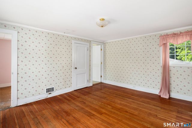 62 Bellmere Avenue, Stamford, CT 06906