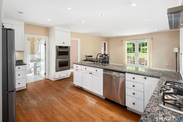 62 Bellmere Avenue, Stamford, CT 06906