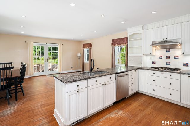 62 Bellmere Avenue, Stamford, CT 06906