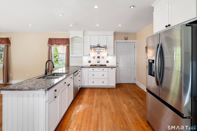 62 Bellmere Avenue, Stamford, CT 06906