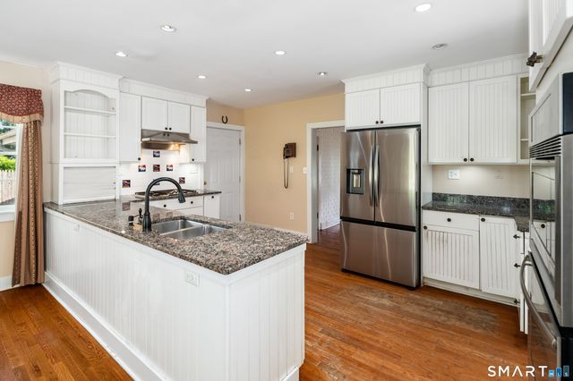 62 Bellmere Avenue, Stamford, CT 06906
