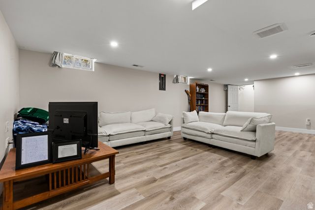 985 1ST ST, Ogden, UT 84404