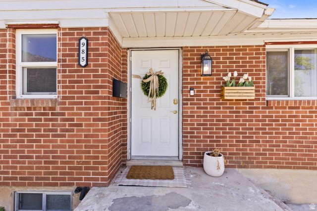 985 1ST ST, Ogden, UT 84404