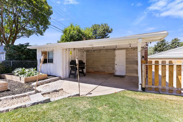985 1ST ST, Ogden, UT 84404