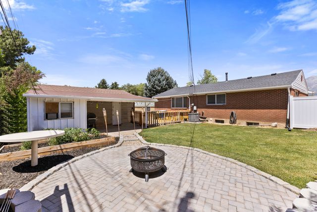 985 1ST ST, Ogden, UT 84404