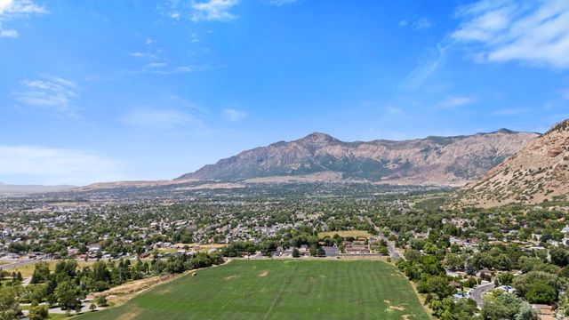 985 1ST ST, Ogden, UT 84404