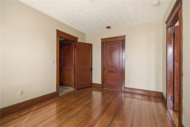984 York Avenue 2L, Pawtucket, RI 02861