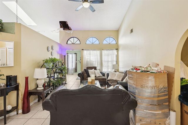 5018 LIGHTERWOOD COURT, Ocoee, FL 34761