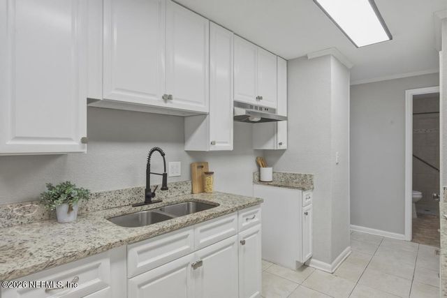 6633 KINLOCK Drive W, Jacksonville, FL 32219