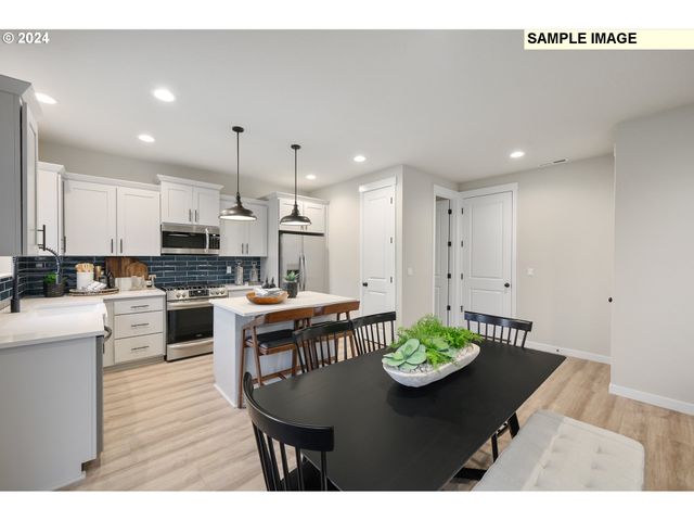 17318 Sw ATFALATI Ln Sw, Sherwood, OR 97140